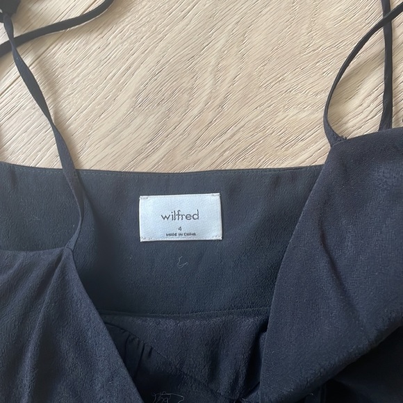 ARITZIA| Wilfred Heidi Top | Size 4 - Picture 5 of 7